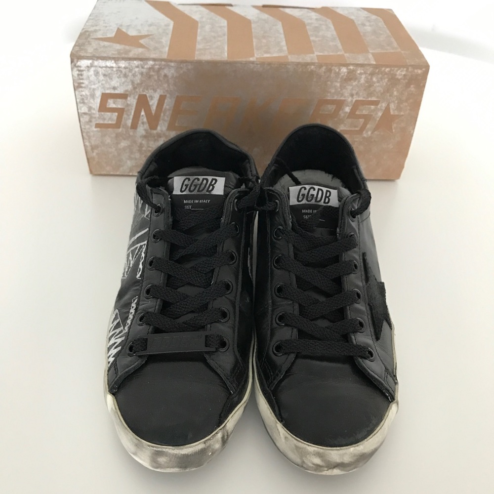 Never worn Golden Goose superstar sneakers